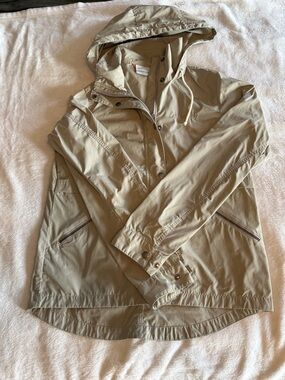 Women's Lightweight Hooded Utility Jacket - Taupe